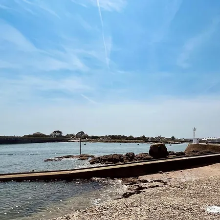 בית נופש Les Pieds Dans L Eau - Waterfront ברפלר