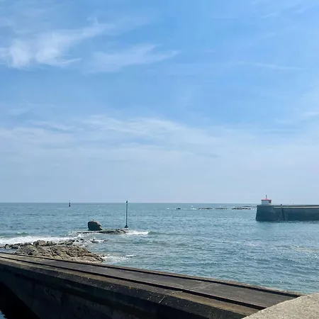 Les Pieds Dans L Eau - Waterfront בית נופש *