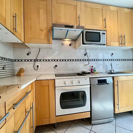 Les Pieds Dans L Eau - Waterfront