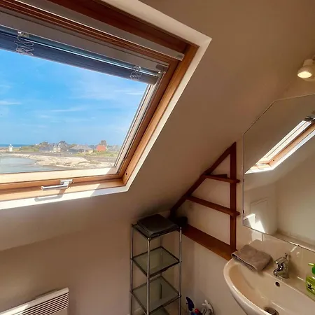 Les Pieds Dans L Eau - Waterfront