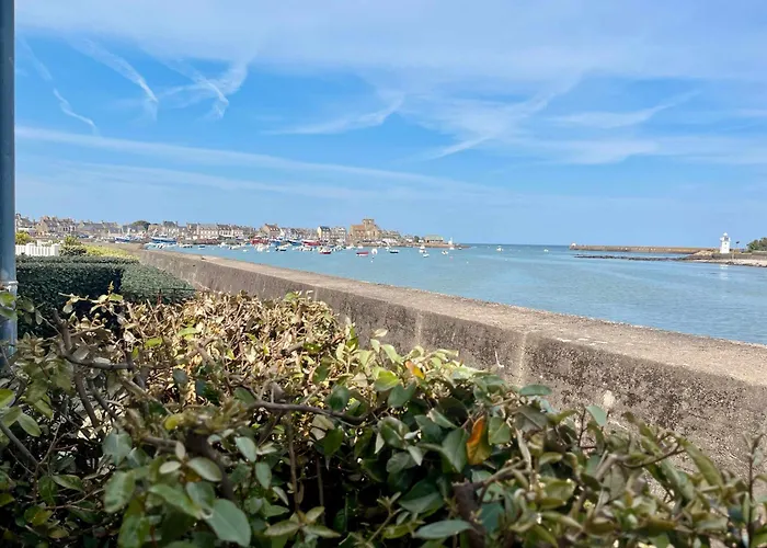 Les Pieds Dans L Eau - Waterfront 펜션 *