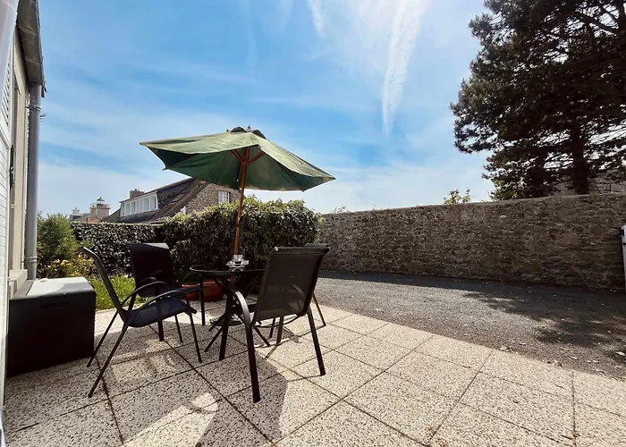 Les Pieds Dans L Eau - Waterfront 바르플뢰르