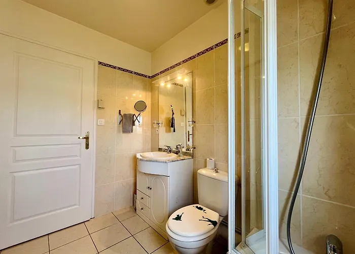 Les Pieds Dans L Eau - Waterfront * 바르플뢰르