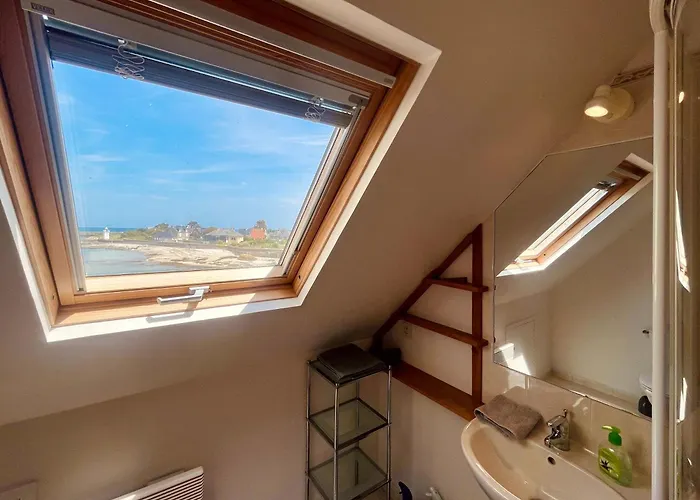 Les Pieds Dans L Eau - Waterfront